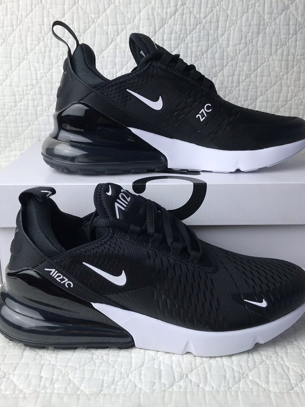 Nike Air Max 270 Shoes Women’s SZ 7.5 Black White AH6789-001